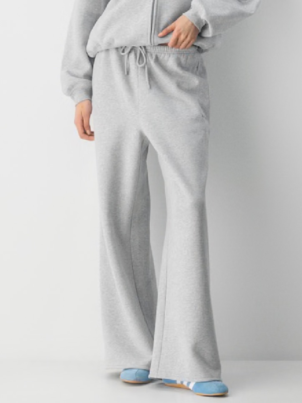 Aritzia Sweatfleece mega fit sweatpants